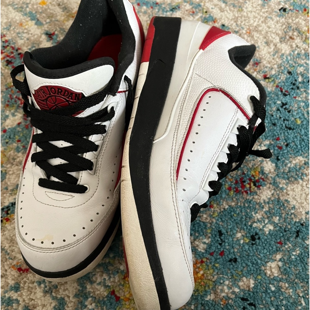 ✅✅🚨Size 10- Jordan 2 Retro Low Chicago 2015 Original Nike Casual  Hard Use
